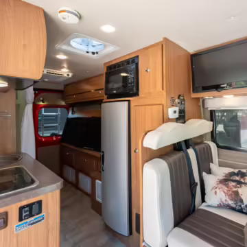 2015 Ram ProMaster 3500 Winnebago Travato — photo 38