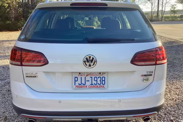 2018 Volkswagen Golf Alltrack SEL — photo 17