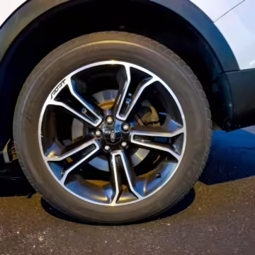 2015 Ford Explorer Sport — photo 11
