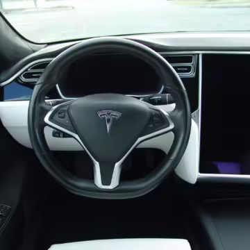 2016 Tesla Model S 90D — photo 22