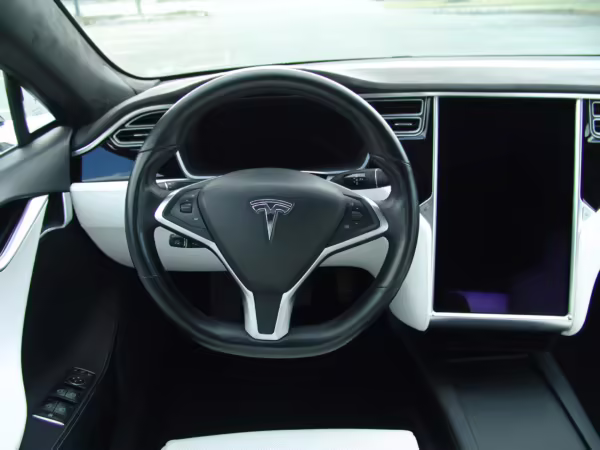 2016 Tesla Model S 90D — photo 22
