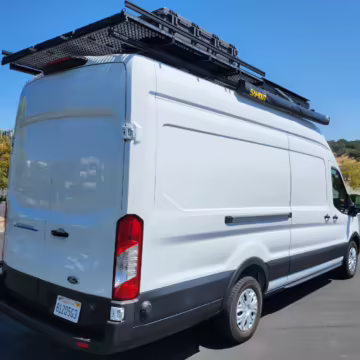2022 Ford E-Transit 350 — photo 39