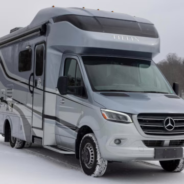 2020 Mercedes-Benz Sprinter 3500XD Tiffin Wayfarer 25QW Motorhome — photo 4