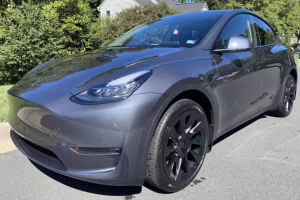2022 Tesla Model Y Long Range AWD