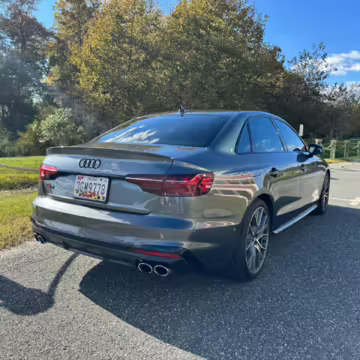 2021 Audi S4 Prestige — photo 16