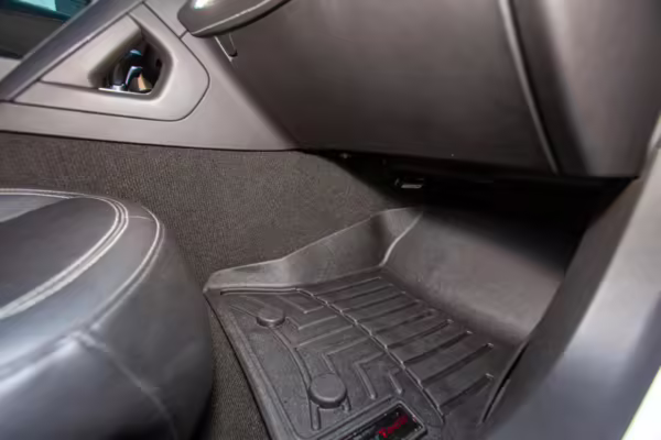 2015 Chevrolet Corvette Stingray Z51 Coupe — photo 63