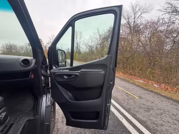 2020 Mercedes-Benz Sprinter 2500 — photo 50