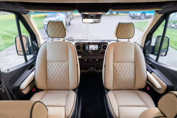 2023 Mercedes-Benz Sprinter 3500XD Ultimate Toys Coach — photo 36
