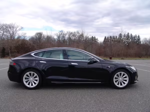 2016 Tesla Model S 90D — photo 12