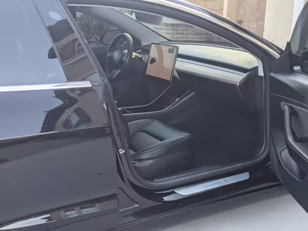 2018 Tesla Model 3 Long Range — photo 53