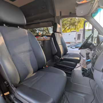2017 Mercedes-Benz Sprinter 2500 4×4 — photo 58