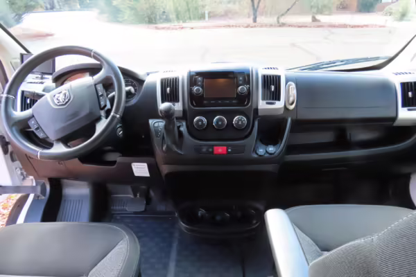 2021 Ram 3500 ProMaster Cargo Extended High Roof — photo 33