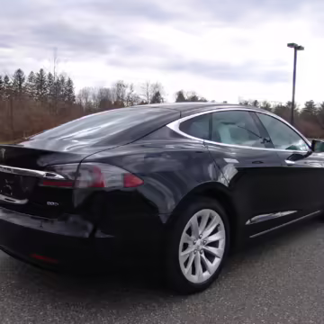 2016 Tesla Model S 90D — photo 2