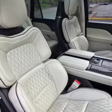 2018 Lincoln Navigator Black Label — photo 25