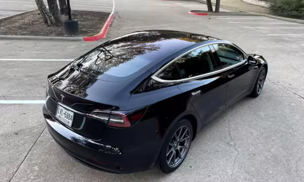 2018 Tesla Model 3 Mid Range RWD — photo 18