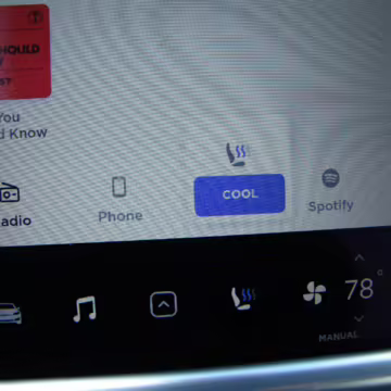 2016 Tesla Model S 90D — photo 25