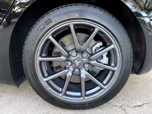 2018 Tesla Model 3 Mid Range RWD — photo 27