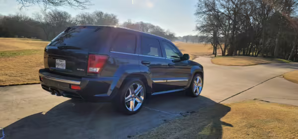 2009 Jeep Grand Cherokee SRT8 — photo 17
