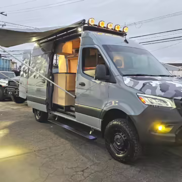 2022 Mercedes-Benz Sprinter 2500 4×4