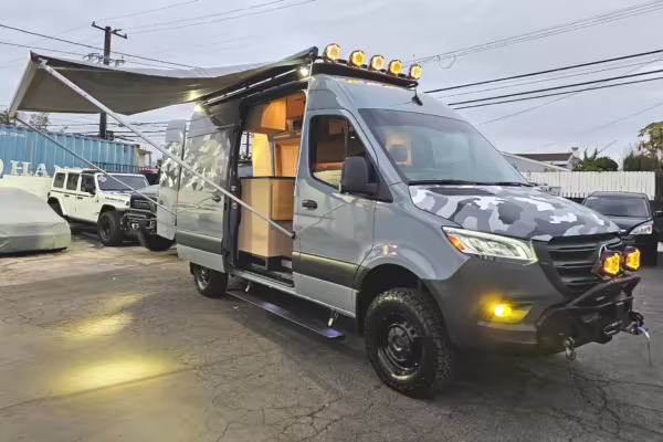 2022 Mercedes-Benz Sprinter 2500 4×4