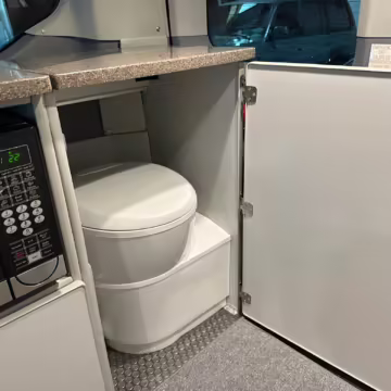 2017 Ford Transit 150 Sportsmobile 4×4 — photo 57