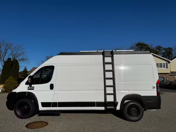 2021 Ram ProMaster 2500 — photo 9