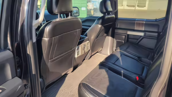 2015 Ford F-150 Lariat 4×4 — photo 22