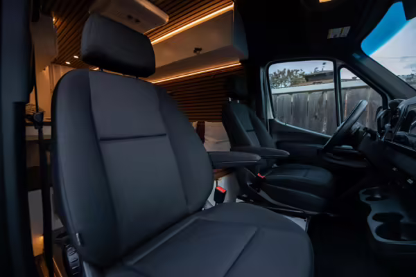 2021 Mercedes-Benz Sprinter 2500 — photo 62