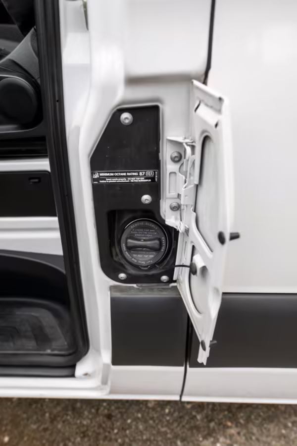 2021 Mercedes-Benz Sprinter 2500 — photo 23