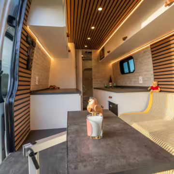 2021 Mercedes-Benz Sprinter 2500 — photo 65