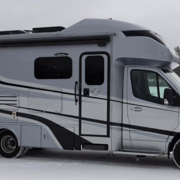 2020 Mercedes-Benz Sprinter 3500XD Tiffin Wayfarer 25QW Motorhome — photo 7
