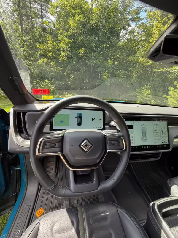 2025 Rivian R1S Adventure Edition — photo 28
