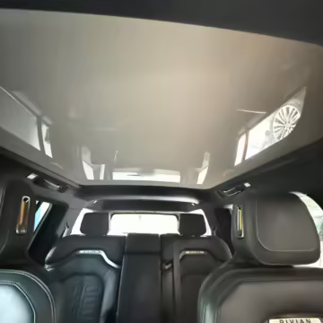 2025 Rivian R1S Adventure Edition — photo 36