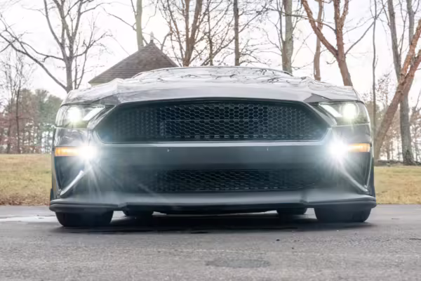 2018 Ford Mustang GT Coupe Premium — photo 9