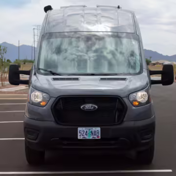 2021 Ford Transit 250 — photo 9