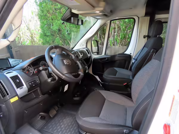 2021 Ram 3500 ProMaster Cargo Extended High Roof — photo 38