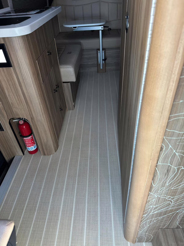 2021 Mercedes-Benz Sprinter 2500 Airstream Interstate 19 Tommy Bahama Edition 4×4 — photo 28