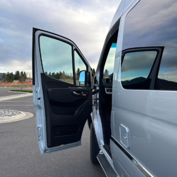 2021 Mercedes-Benz Sprinter 2500 Airstream Interstate 19 Tommy Bahama Edition 4×4 — photo 38