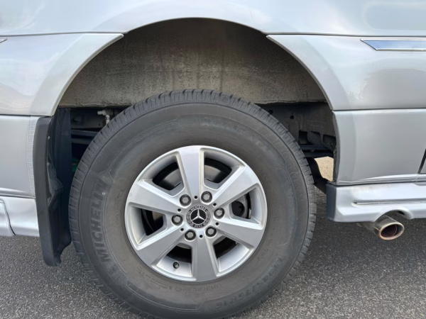 2021 Mercedes-Benz Sprinter 2500 Airstream Interstate 19 Tommy Bahama Edition 4×4 — photo 9