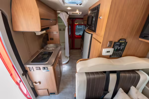 2015 Ram ProMaster 3500 Winnebago Travato — photo 44