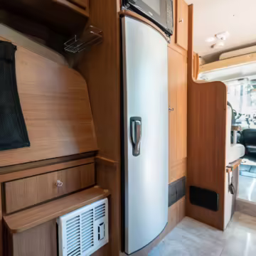 2015 Ram ProMaster 3500 Winnebago Travato — photo 57