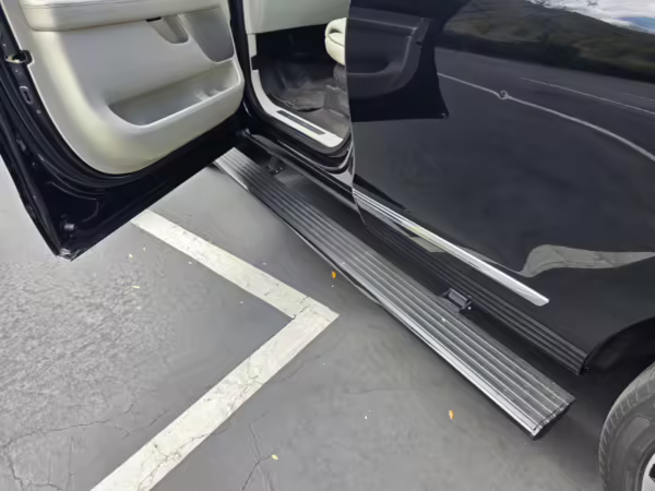 2018 Lincoln Navigator Black Label — photo 5