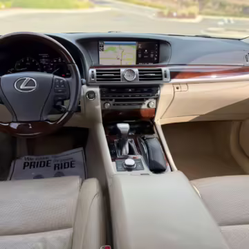 2017 Lexus LS 460 L — photo 35