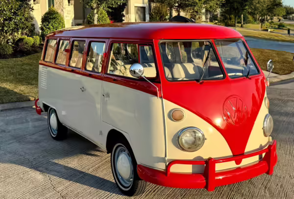 1975 Volkswagen Bus — photo 10