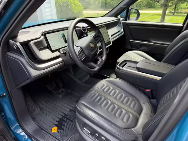 2025 Rivian R1S Adventure Edition — photo 48