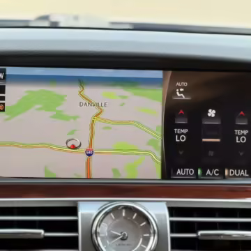 2017 Lexus LS 460 L — photo 43