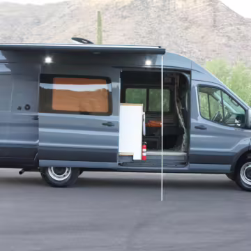 2021 Ford Transit 250 — photo 28