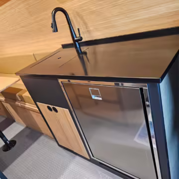 2022 Mercedes-Benz Sprinter 2500 4×4 — photo 56