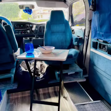 2000 Dodge Ram Van B3500 — photo 64