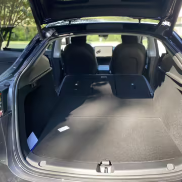 2022 Tesla Model Y Long Range AWD — photo 53